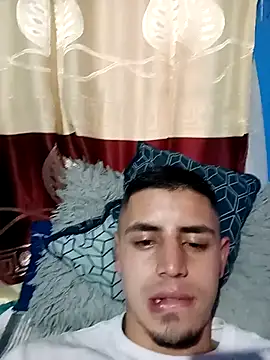 Snapshot of 1C2AM22 chatting on October 6, 2025, 11:29 am 1C2AM22 online show from October 6, 2025, 11:29 am