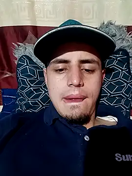 Snapshot of 1C2AM22 chatting on October 15, 2025, 2:44 am 1C2AM22 online show from October 15, 2025, 2:44 am