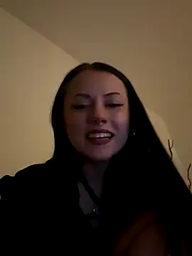 Snapshot of SamiraSchulz chatting on September 12, 2025, 6:41 pm SamiraSchulz online show from September 12, 2025, 6:41 pm