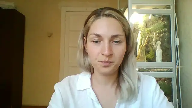 sweetie sun online show from September 11, 2025, 8:25 am