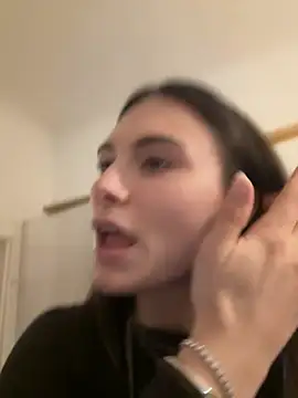 Snapshot of SophiiaStarr chatting on March 7, 2026, 8:39 pm SophiiaStarr online show from March 7, 2026, 8:39 pm