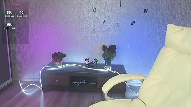 Snapshot of NikkiiStill chatting on October 25, 2025, 3:14 am NikkiiStill online show from October 25, 2025, 3:14 am