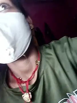 Snapshot of Sharmili_xx chatting on October 2, 2025, 12:28 am Sharmili xx online show from October 2, 2025, 12:28 am