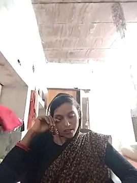Snapshot of Sonam_shinde chatting on October 8, 2025, 4:15 pm Sonam shinde online show from October 8, 2025, 4:15 pm