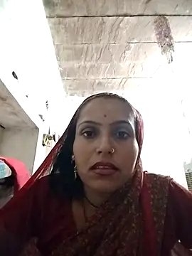Snapshot of Sonam_shinde chatting on October 9, 2025, 6:17 pm Sonam shinde online show from October 9, 2025, 6:17 pm