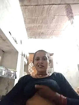 Snapshot of Sonam_shinde chatting on October 16, 2025, 6:20 pm Sonam shinde online show from October 16, 2025, 6:20 pm