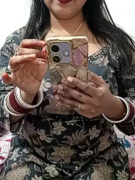 Ayeshacam online show from February 9, 2026, 8:40 am