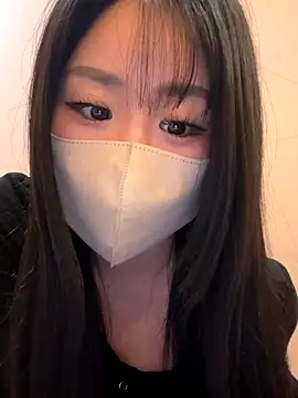 Ema-- online show from October 17, 2025, 9:12 am