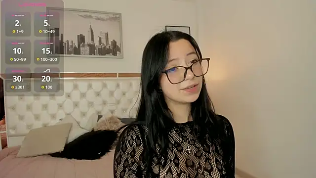 Zoe Xra online show from June 10, 2026, 9:25 pm