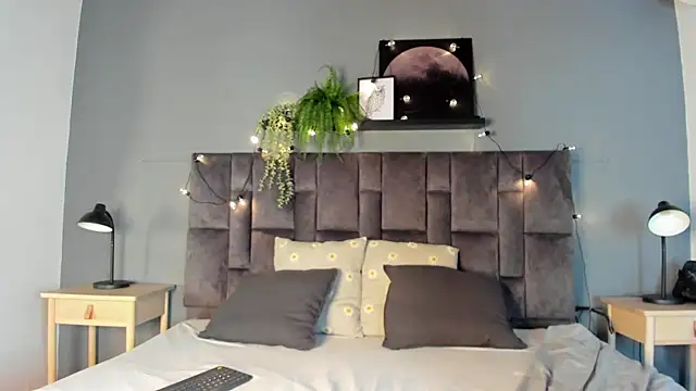 Snapshot of AAronBaker_ chatting on October 9, 2025, 7:34 pm AAronBaker online show from October 9, 2025, 7:34 pm