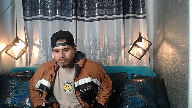 thiago bos online show from October 14, 2025, 11:22 am