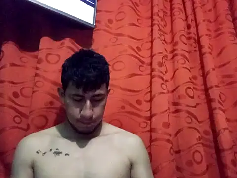 Snapshot of True_Di chatting on September 18, 2025, 1:18 am True Di online show from September 18, 2025, 1:18 am