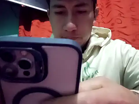 Snapshot of True_Di chatting on September 29, 2025, 12:27 am True Di online show from September 29, 2025, 12:27 am