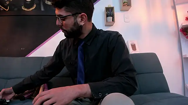 DanteWinter online show from September 19, 2025, 3:19 am