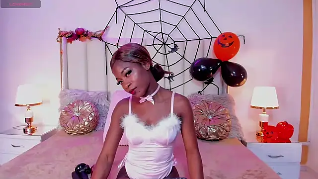 Snapshot of MadissonBonny_ chatting on October 29, 2025, 8:54 pm MadissonBonny online show from October 29, 2025, 8:54 pm