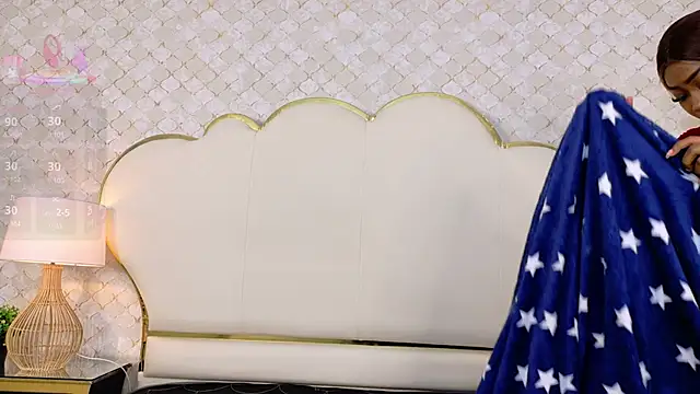 MadissonBonny  online show from June 19, 2026, 8:12 pm