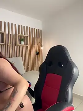 Snapshot of emma_cleir chatting on October 1, 2025, 7:42 pm emma cleir online show from October 1, 2025, 7:42 pm