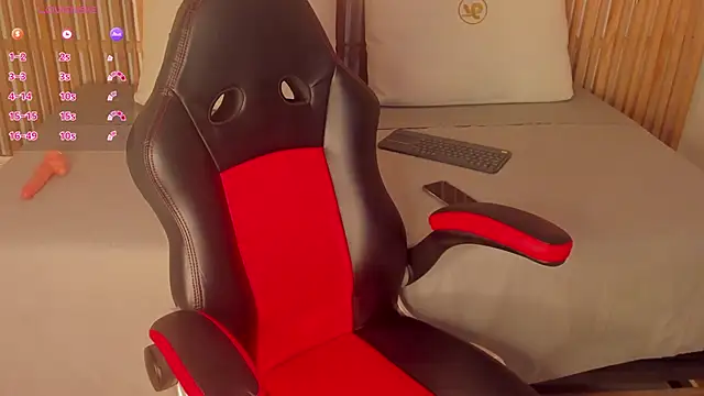 Snapshot of emma_cleir chatting on October 9, 2025, 7:23 pm emma cleir online show from October 9, 2025, 7:23 pm