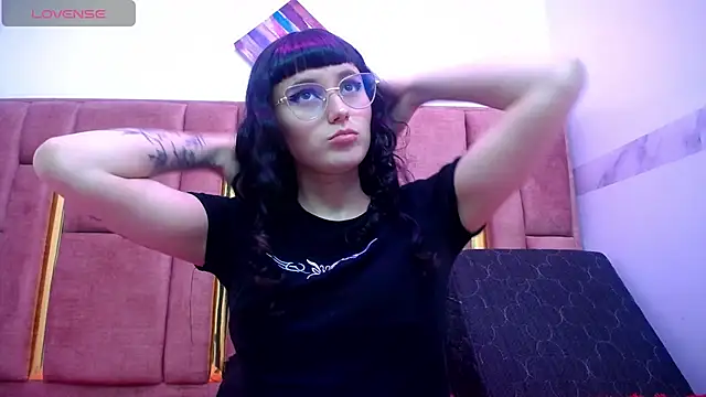 Snapshot of XBODTRIIPX chatting on October 1, 2025, 3:45 am XBODTRIIPX online show from October 1, 2025, 3:45 am