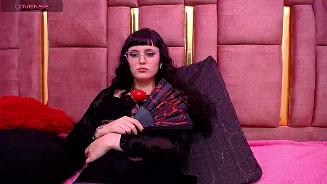 Snapshot of XBODTRIIPX chatting on October 4, 2025, 4:38 pm XBODTRIIPX online show from October 4, 2025, 4:38 pm