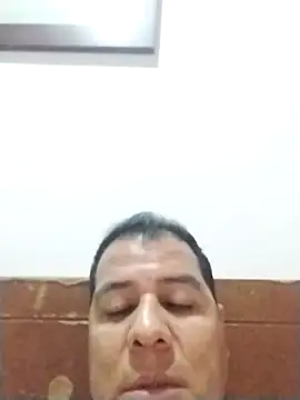 latinblack16 online show from October 6, 2025, 3:48 am