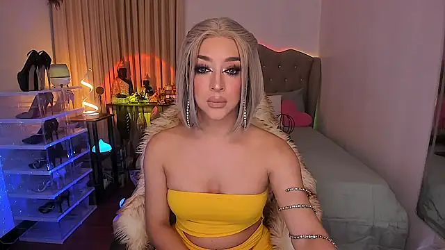 Dream Goddess online show from March 13, 2026, 12:01 pm