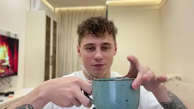 Tyler Garner online show from November 27, 2025, 4:14 am