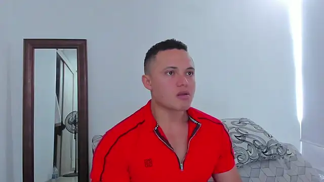 Snapshot of KingLevi01 chatting on June 8, 2026, 4:51 pm KingLevi01 online show from June 8, 2026, 4:51 pm