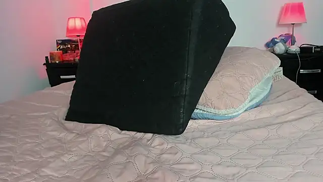 Snapshot of dereck_karter chatting on October 26, 2025, 1:28 pm dereck karter online show from October 26, 2025, 1:28 pm