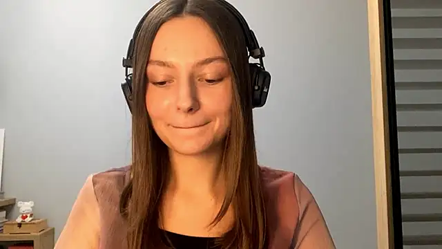 SoulHiperAgne  online show from September 26, 2025, 4:11 pm