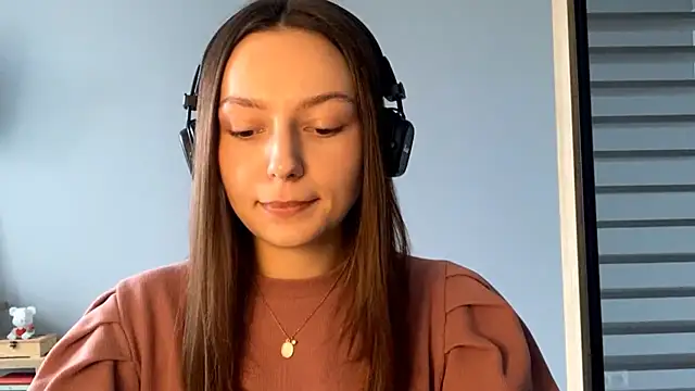 SoulHiperAgne  online show from October 3, 2025, 12:13 pm