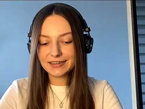 SoulHiperAgne  online show from October 6, 2025, 1:08 pm