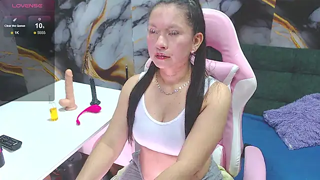 Snapshot of mia_wetts chatting on October 8, 2025, 7:22 pm mia wetts online show from October 8, 2025, 7:22 pm