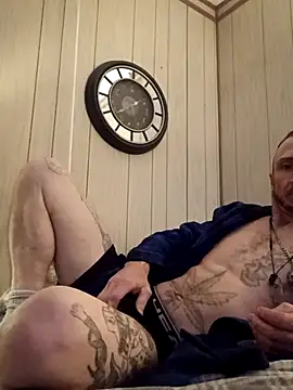 Snapshot of Mrluckstick chatting on January 11, 2026, 6:46 pm Mrluckstick online show from January 11, 2026, 6:46 pm