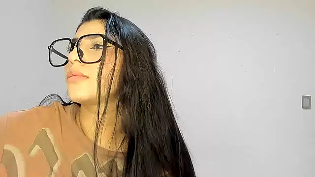 Sweet and Rous0 online show from February 2, 2026, 2:10 am