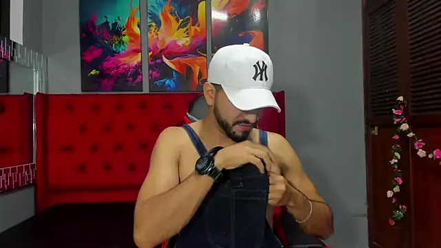 EthanMontana online show from September 14, 2025, 1:43 pm