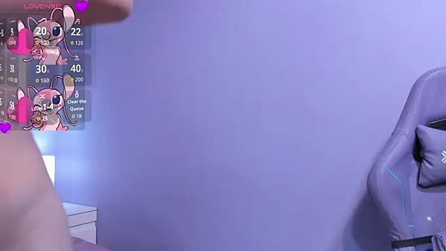 lucrecia sucker online show from November 20, 2025, 7:35 pm