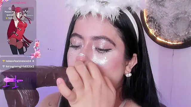 lana grenville online show from December 5, 2025, 2:14 pm