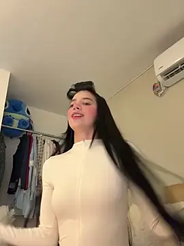 Snapshot of Min_junn chatting on September 20, 2025, 1:39 am Min junn online show from September 20, 2025, 1:39 am