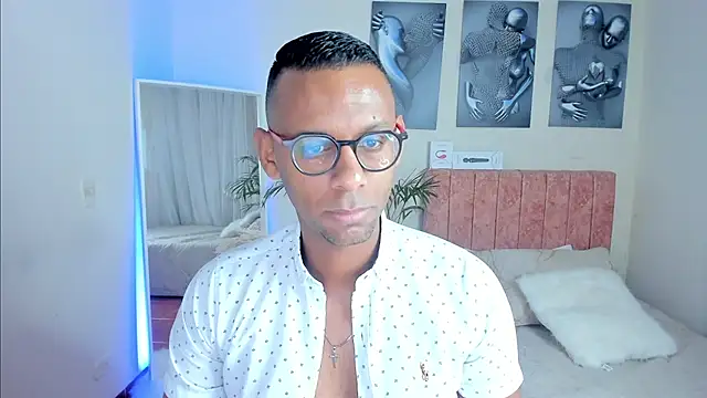 Snapshot of KingEdward_ chatting on September 13, 2025, 9:20 am KingEdward  online show from September 13, 2025, 9:20 am