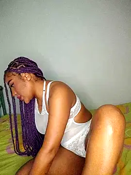 Snapshot of Queen_Amara chatting on November 29, 2025, 4:04 am Queen Amara online show from November 29, 2025, 4:04 am