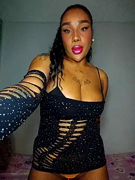 Snapshot of Queen_Amara chatting on January 14, 2026, 3:56 am Queen Amara online show from January 14, 2026, 3:56 am