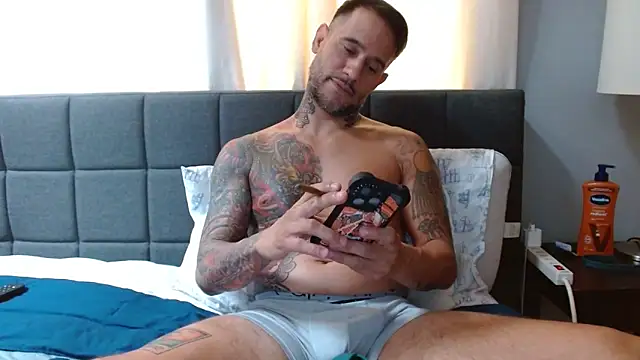 SexyFitDaddyy online show from September 16, 2025, 4:30 pm