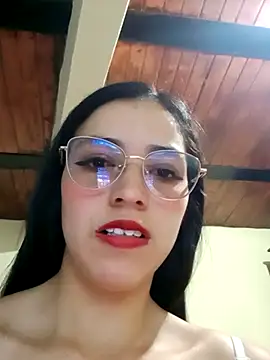 Snapshot of vanessalovetrip chatting on October 14, 2025, 3:13 pm vanessalovetrip online show from October 14, 2025, 3:13 pm