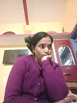 Hot-kal93 online show from December 18, 2025, 9:32 pm