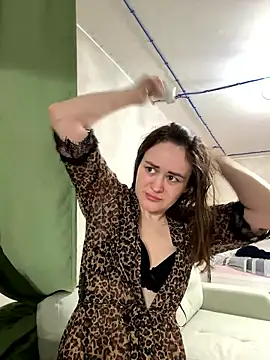 Risky-Flower online show from January 7, 2026, 6:10 pm