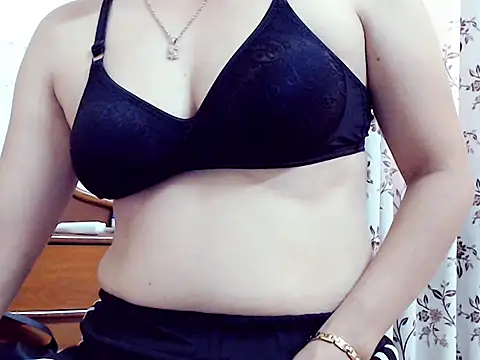 Ami 8x online show from October 17, 2025, 5:43 am