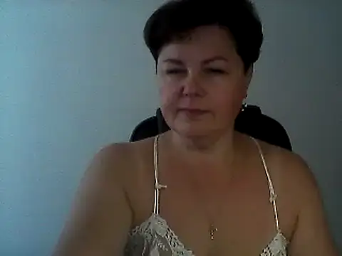 Snapshot of EllaLove2277 chatting on October 6, 2025, 7:06 am EllaLove2277 online show from October 6, 2025, 7:06 am