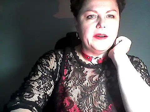 Snapshot of EllaLove2277 chatting on October 14, 2025, 8:20 pm EllaLove2277 online show from October 14, 2025, 8:20 pm