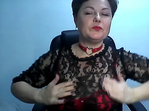 Snapshot of EllaLove2277 chatting on October 18, 2025, 4:52 pm EllaLove2277 online show from October 18, 2025, 4:52 pm